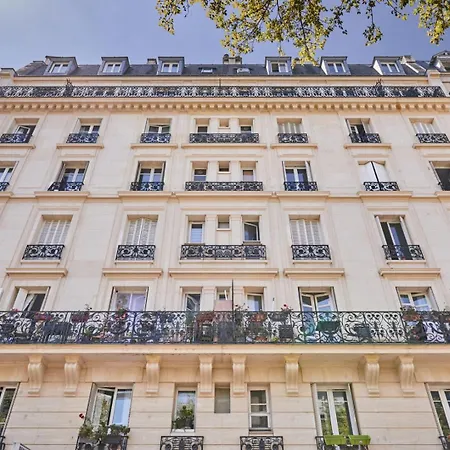 Isena - 1 Et Balcon à école Militaire *